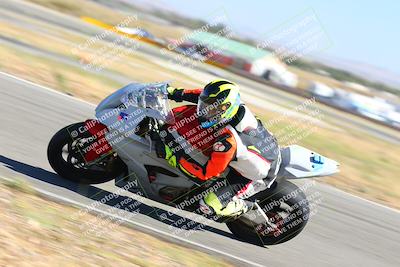 media/Oct-15-2023-TrackXperience (Sun) [[85198ff50b]]/Group 2/session 4 turn 3/